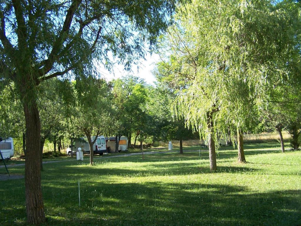 Moulin De La Roque Ξενοδοχείο Althen-des-Paluds Δωμάτιο φωτογραφία